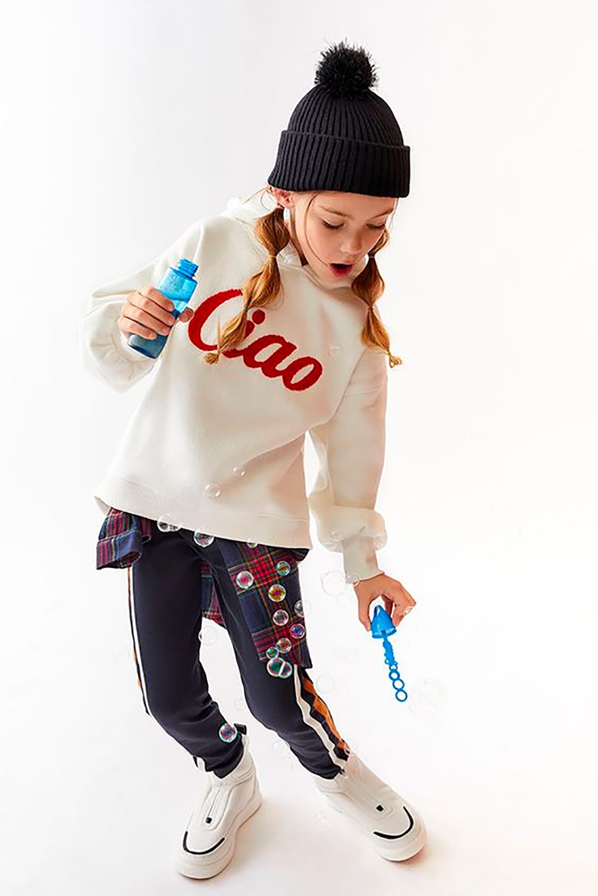 Kids Ciao Bubble Machine Sweatshirt with Pom Pom Beanie - Interactive